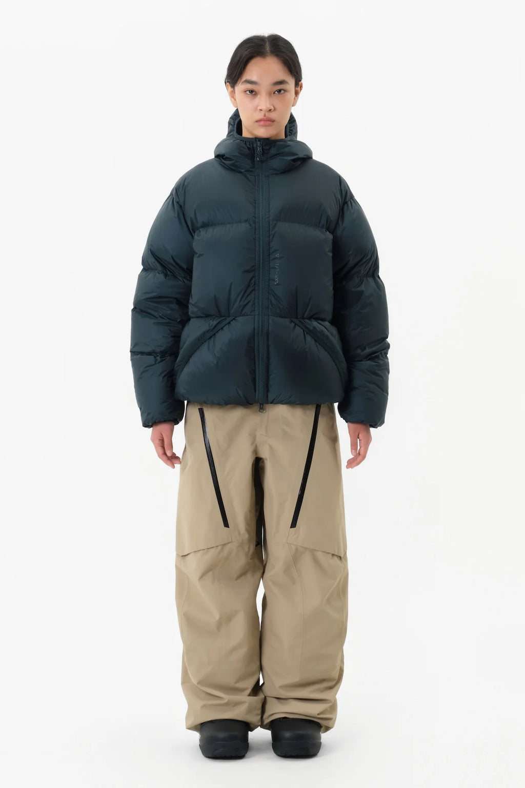 GORE-TEX 2L PANTS (RELAXED FIT) TAUPE