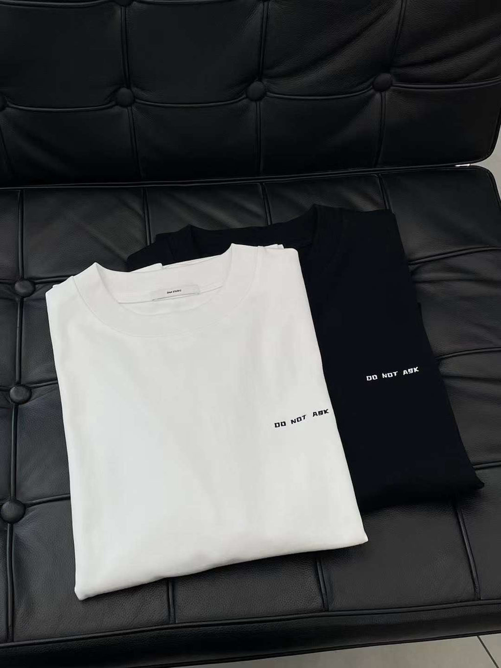 T SHIRT BLACK/WHITE 2092