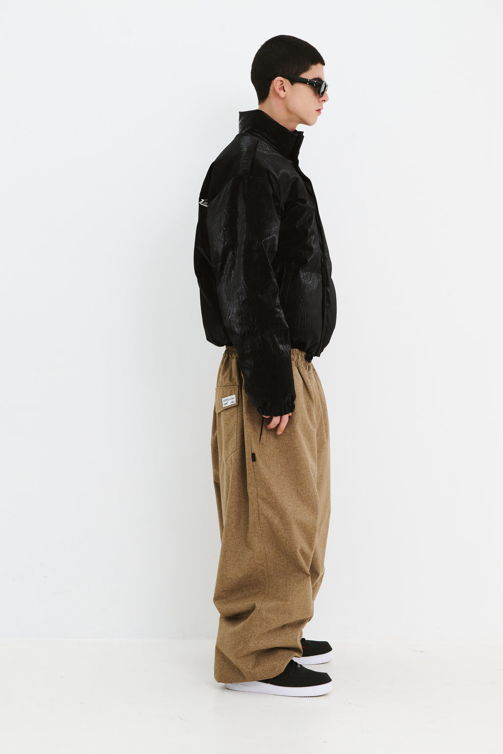 BSRABBIT LOGO HERRINGBONE SUPER WIDE VENTILATION PANTS BROWN