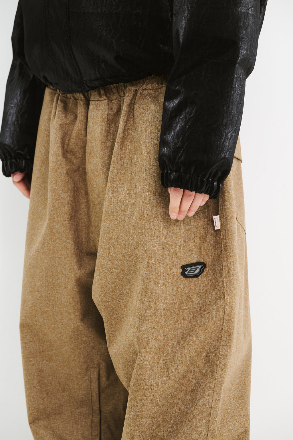 BSRABBIT LOGO HERRINGBONE SUPER WIDE VENTILATION PANTS BROWN