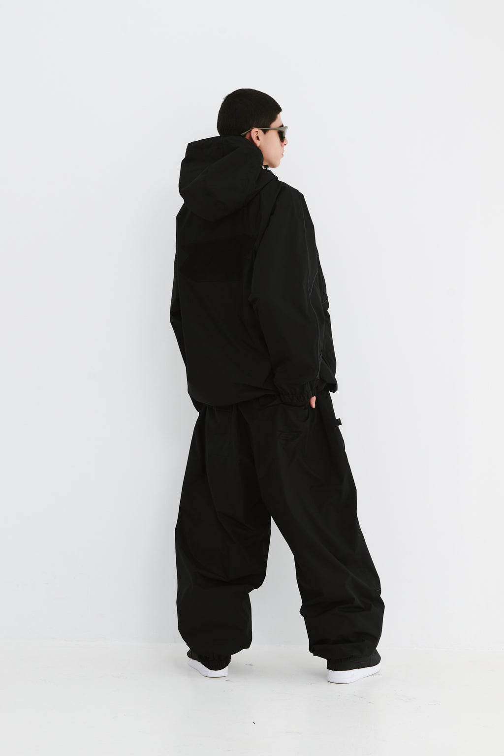 BSRABBIT SPIDERWEB SUPER WIDE JOGGER PANTS BLACK