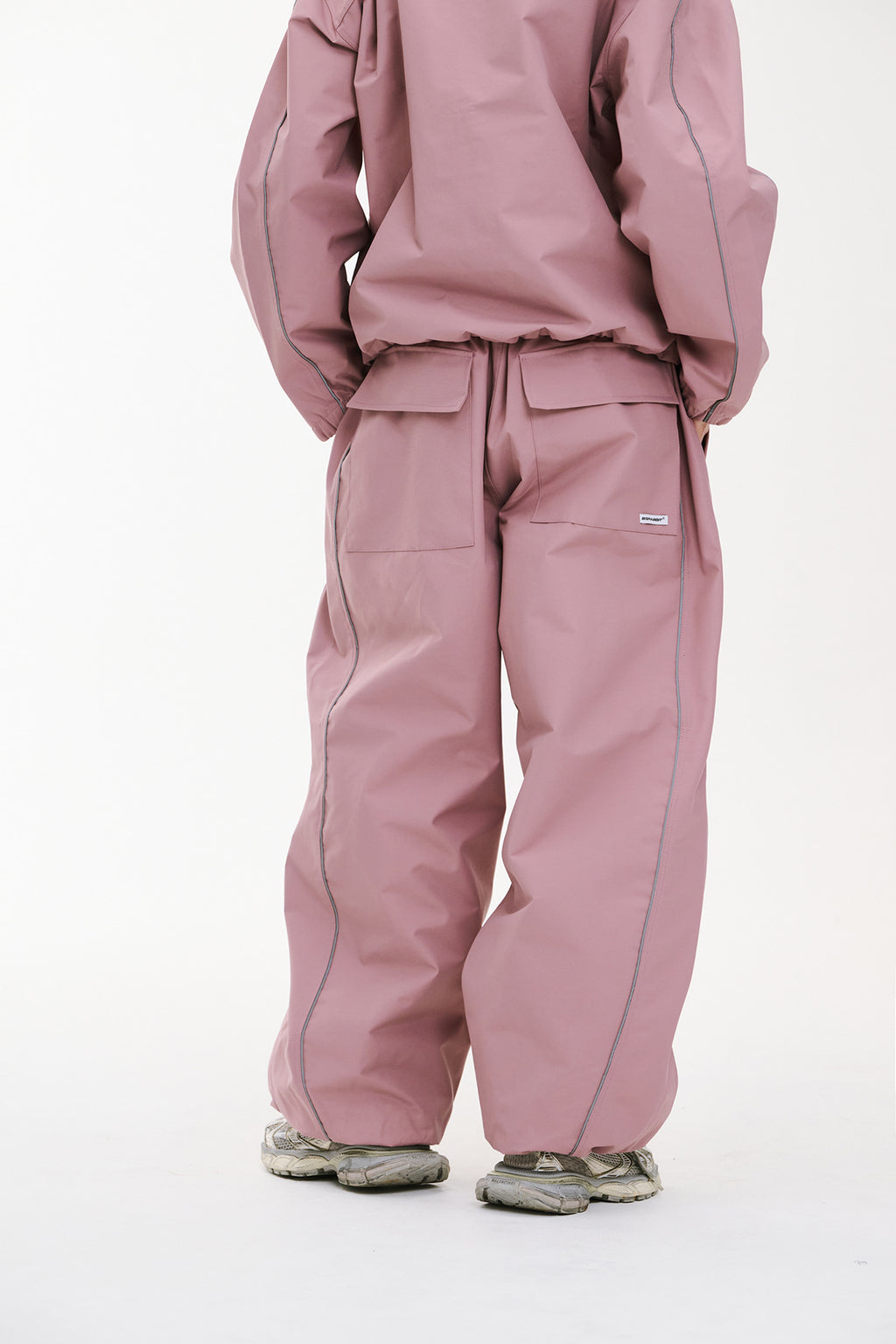 STREAM LINE 3L SUPER WIDE JOGGER PANTS INDY PINK