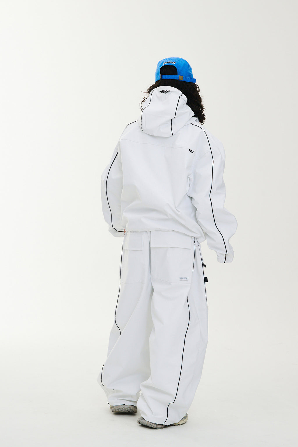 STREAM LINE 3L SUPER WIDE JOGGER PANTS WHITE