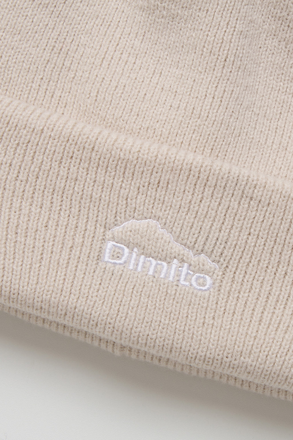 DMT LOGO BEANIE DESERT