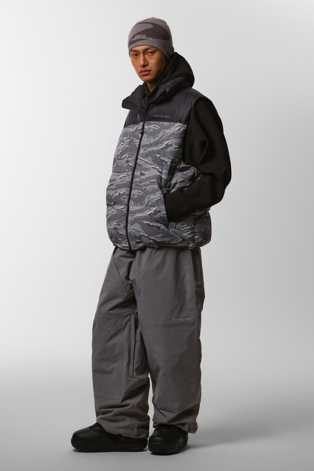DIMITO VTX BANDED DOUBLE KNEE SNOWBOARD PANTS - WIDE FIT LV.1