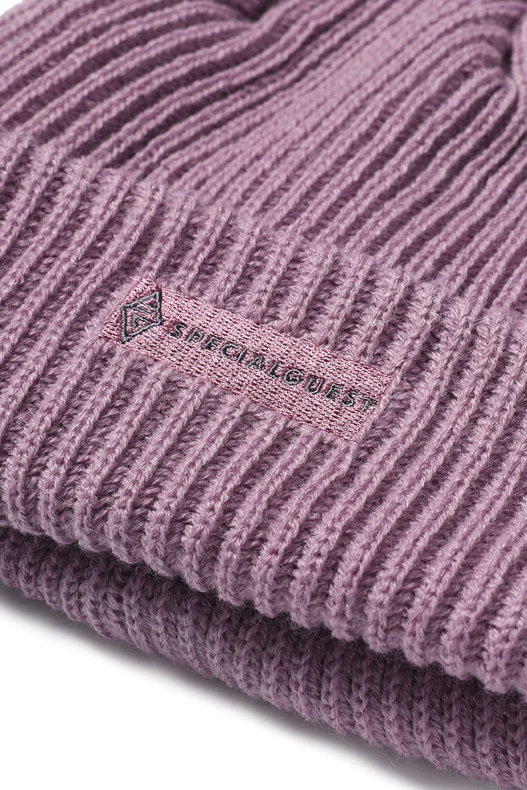EASY BEANIE R ELDERBERRY